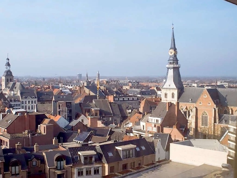 Bezoek deze gezellige stad! Hasselt de hoofdstad van Limburg - 4* - 1