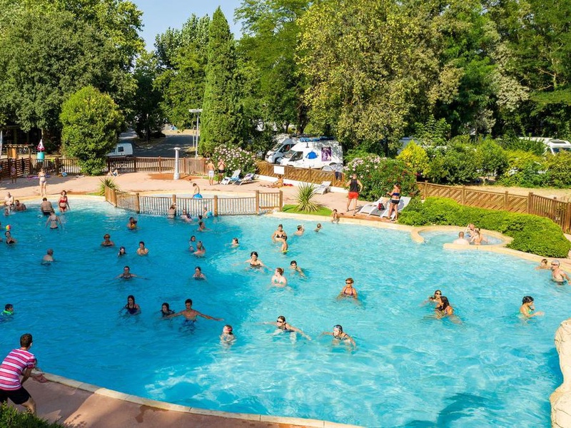 Camping du Pont d'Avignon, 4* - 1