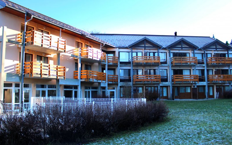 VVF Jura les Rousses 3* en demi-pension - 1