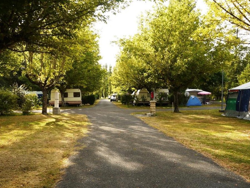 Camping Plein Air Neuvicois, 3* - 1