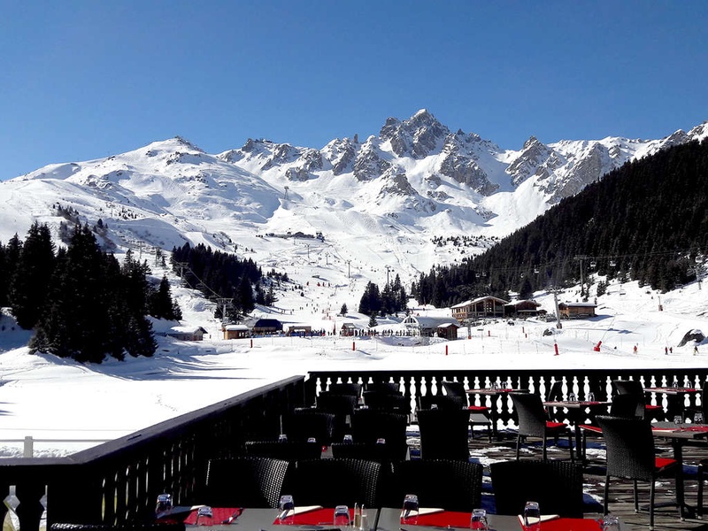 Vue sur le lac et escapade au coeur des montagnes, à courchevel - 4* - 1