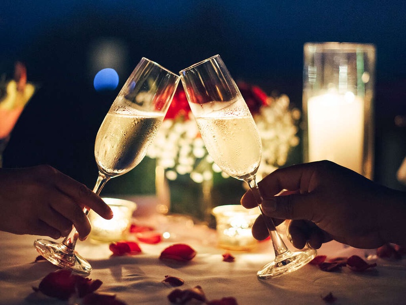 Soirée d'exception à Toulouse avec dîner spécial et soirée dansante pour le Nouvel An 2026 - 4* - 1