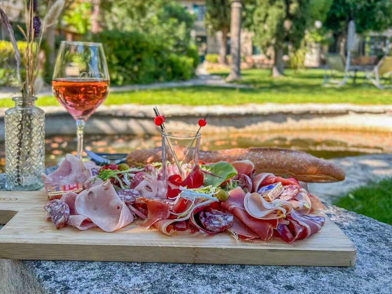 Parenthèse gourmande à deux pas d'Avignon - 4* - 1