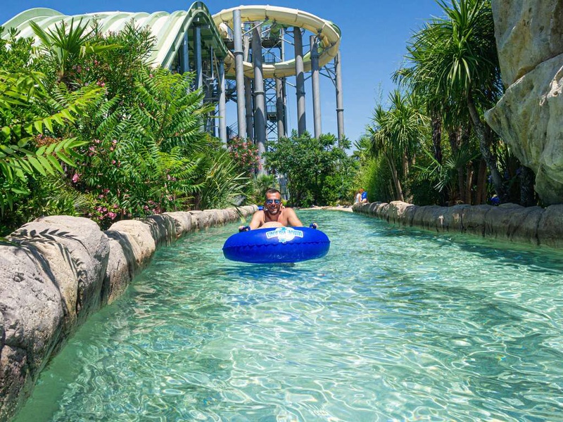 Séjour à deux pas d'Avigon avec entrées au parc aquatique Wave Island - 4* - 1