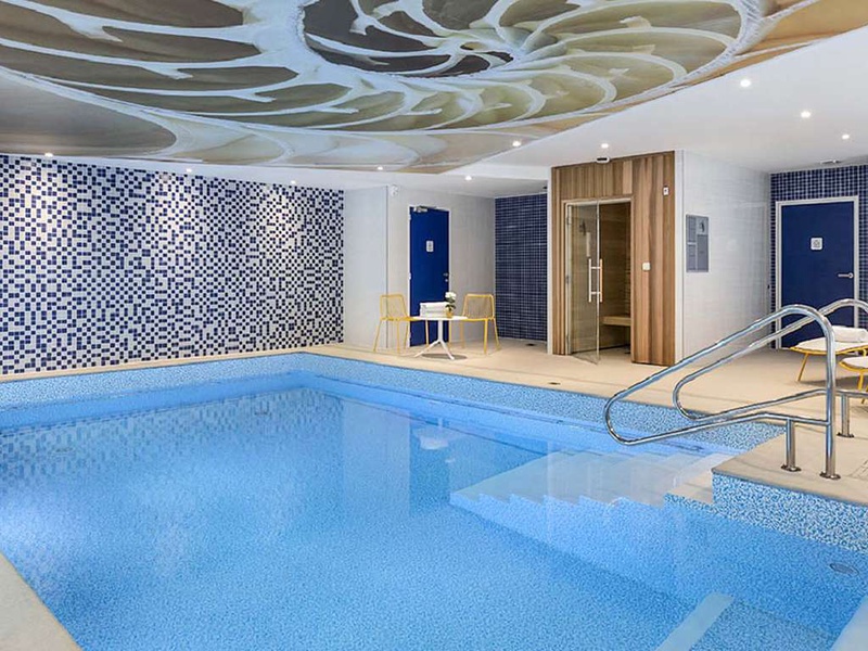 Moment détente à Nantes, avec accès spa, piscine intérieure et lit hydromassant - 4* - 1