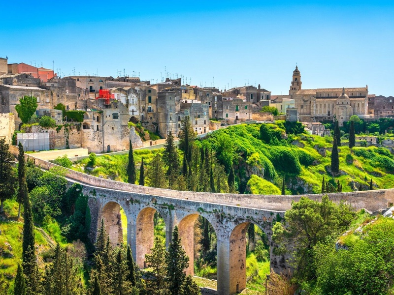 Autotour Sur la route : Merveilles des Pouilles et plages en 3* - Arrivée Bari - 11J/10N - 1