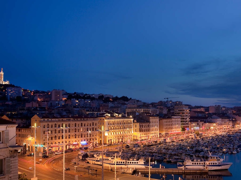 Découvrez le Vieux Port de Marseille dans un magnifique 3* - 3* - 1