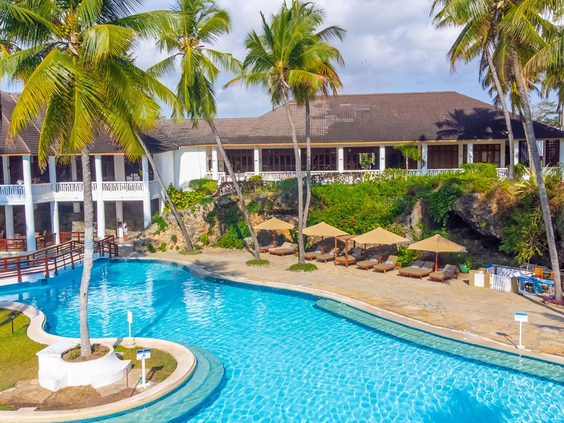Jet Tours Signature Pridelnn Flamingo Beach Resort & Spa 4* - 1