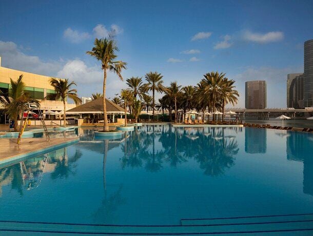 Hôtel Beach Rotana 5*