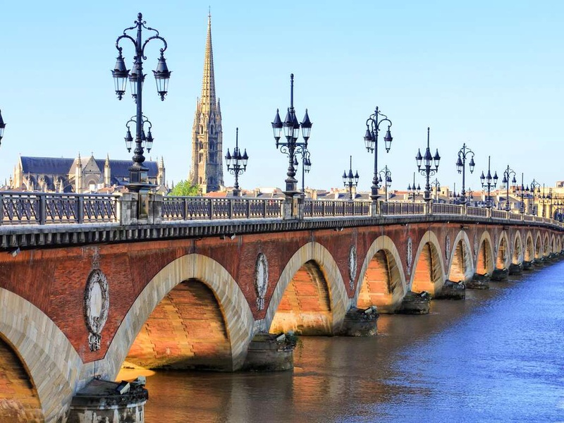 Escapade en amoureux à Bordeaux avec pass de la ville - 3* - 1