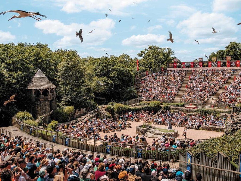 Escapade en famille avec visite du Puy du Fou! - 3* - 1