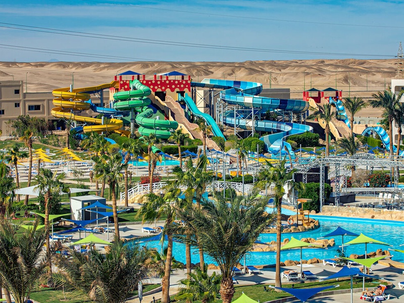 Hotel Titanic Resort & Aqua Park 4* - 1