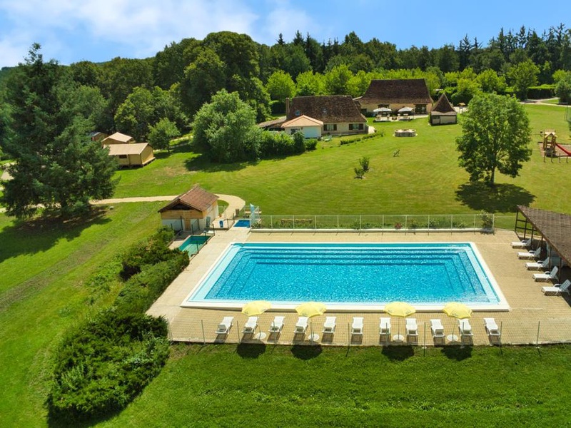 Camping Ushuaïa Villages Le Domaine Du Bois Coquet, 3* - 1