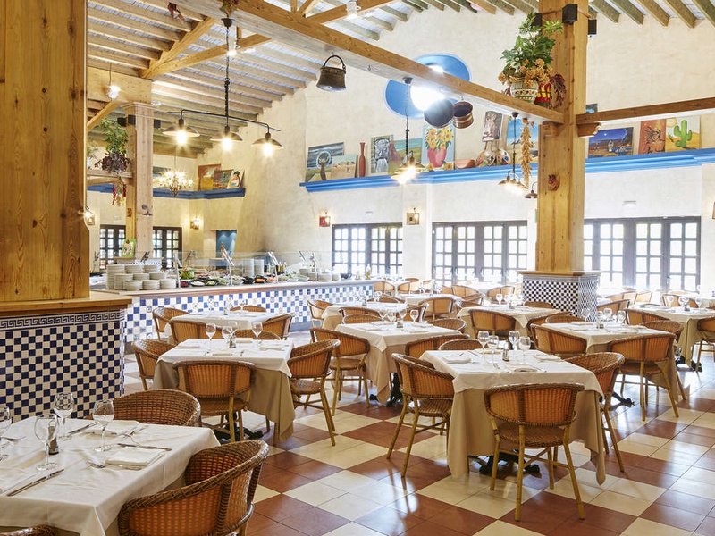 Séjour à l'intérieur de Portaventura World avec petit-déjeuner et entrée dans les parcs - 4* - 1