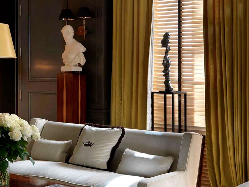 Raffinement et enchantement dans la Suite Master de cet hôtel particulier parisien du XVIIème siècle - 5* - 1