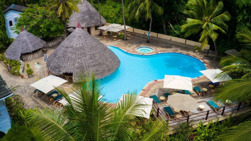 Jet Tours Signature Pinewood Beach Resort & Spa 4* - 1