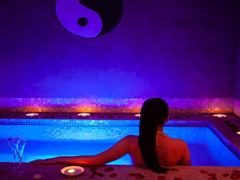 Week-end romantique à Cannes avec soins et accès privatif au Spa - 5* - 1