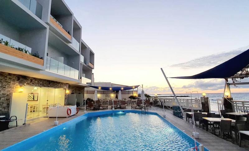 Hôtel Almare Beach Hotel 3* - 1