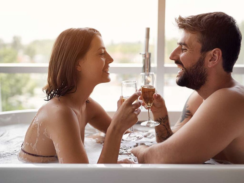 Virée insolite romantique avec champagne et bains à remous en terrasse à 1h30 de Toulouse - 1