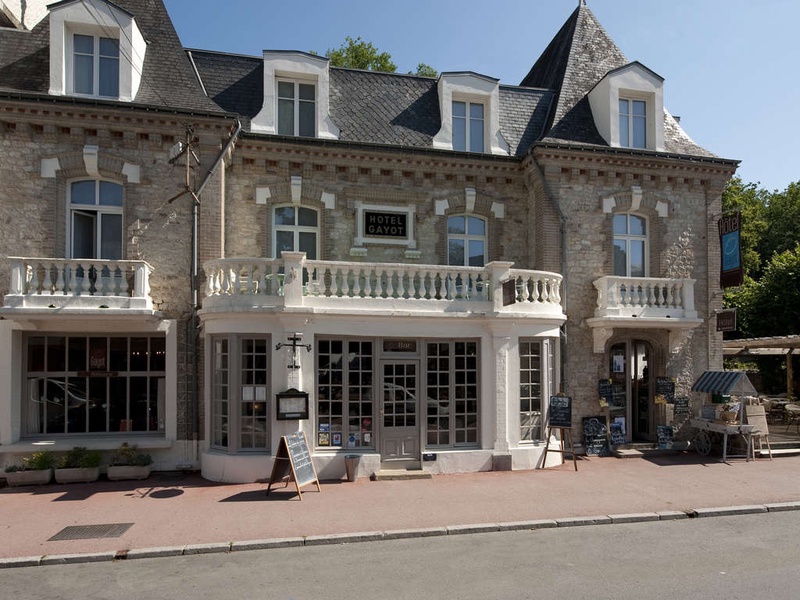 Week-end de charme avec dîner à Bagnoles de l'Orne - 2* - 1