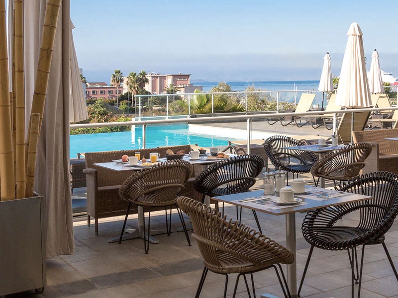 Week-end bien-être à Ajaccio avec accueil romantique et accès au bain à remous - 4* - 1