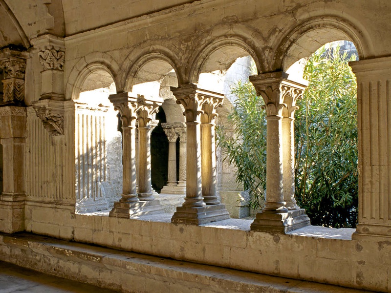 Découvrez Arles et l'Abbaye de Montmajour - 3* - 1