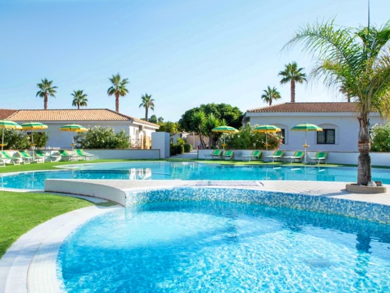 Hôtel VOI Le Muse Essentia 4* - 1