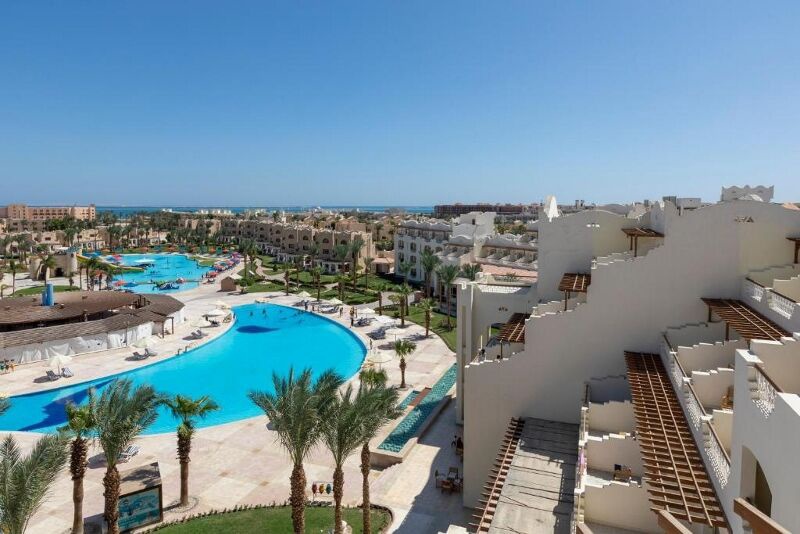 Club Coralia Royal Lagoons Aqua Park Resort & Spa 4* - 1