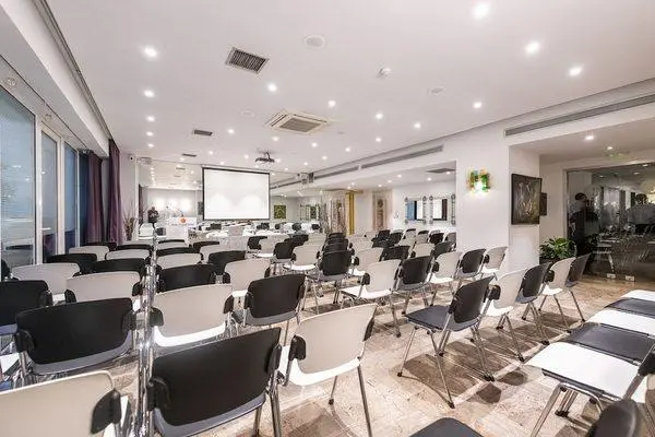 Hôtel Polis Grand 4* - 62