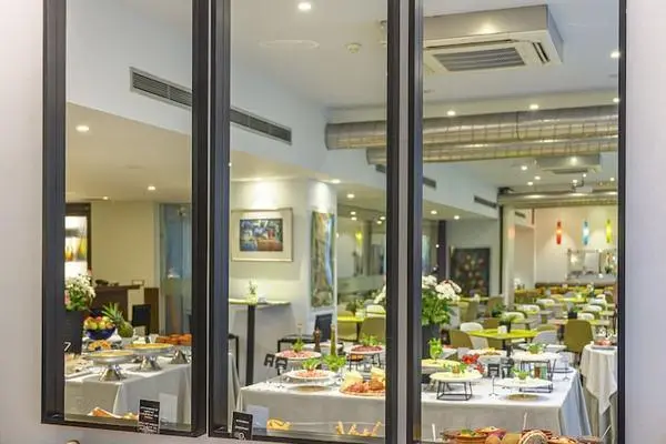 Hôtel Polis Grand 4* - 54