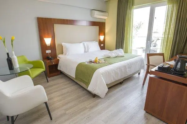 Hôtel Polis Grand 4* - 35