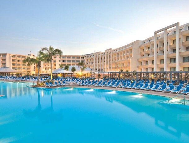 hotel-seabank-resort-and-spa-4