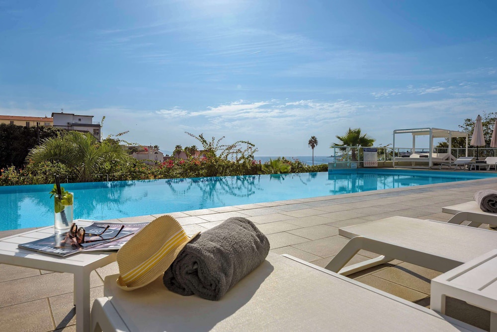 best-western-plus-ajaccio-amiraute-hotel-and-residence