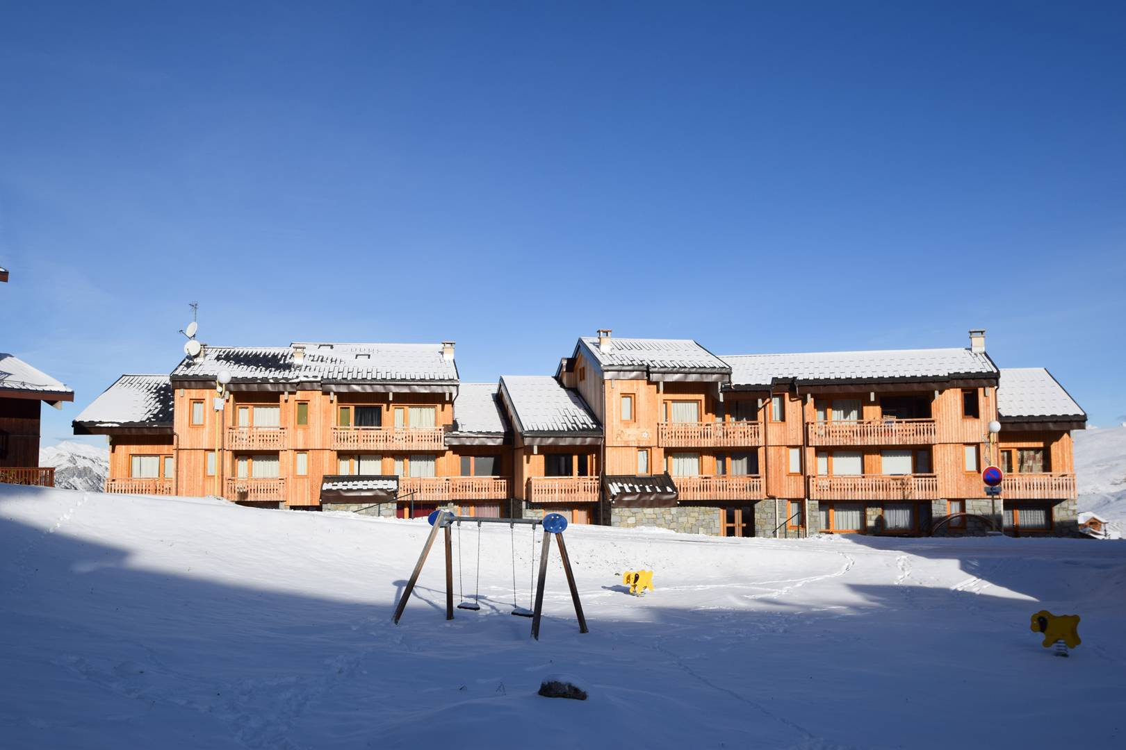 2 Pièces 4/5 pers. PLAGNE VILLAGES - wifi inclus - ref 010PS - 9