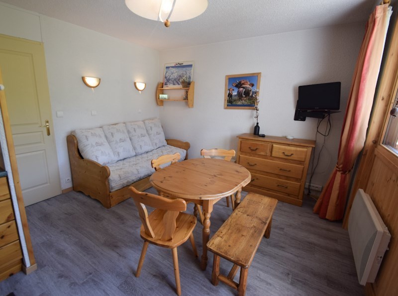 Div. ou 2P 4/5 pers. 4 couchages PLAGNE VILLAGES - ref 348H1 - 1