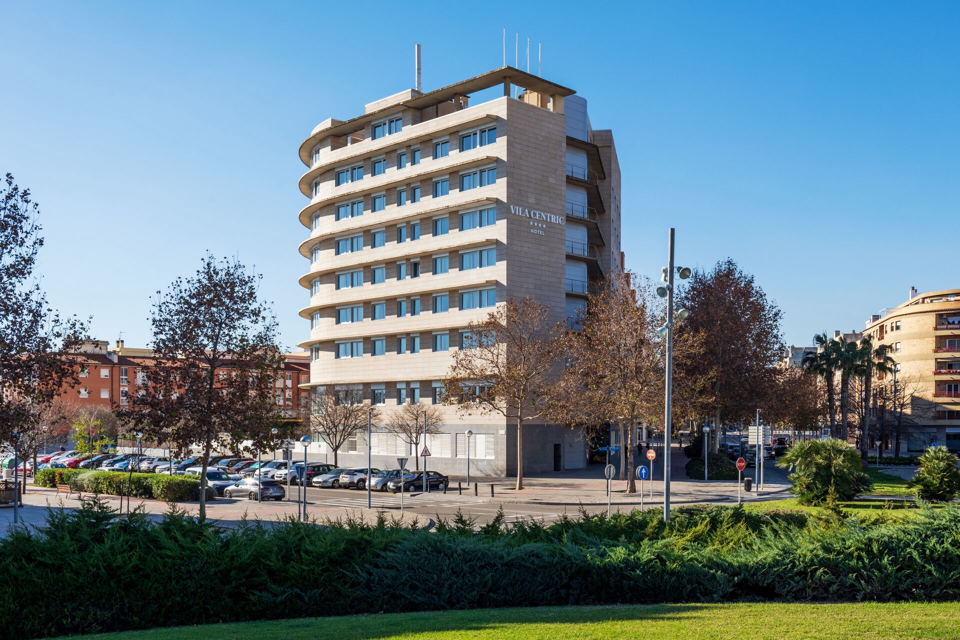 hotel-ponient-vila-centric-4