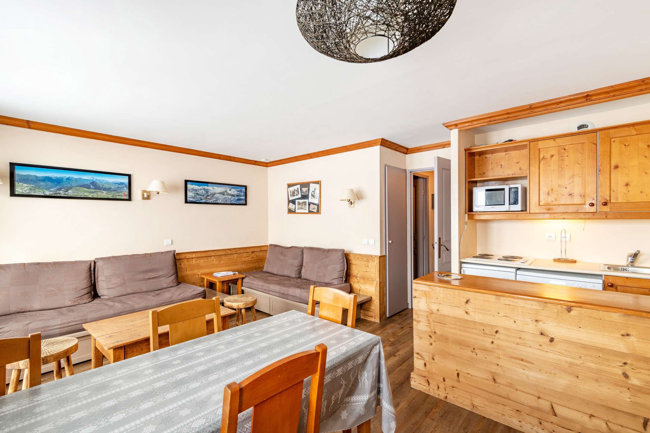 2 P div 6 pers. 6 couchages PLAGNE SOLEIL - ref 001MSA - 3