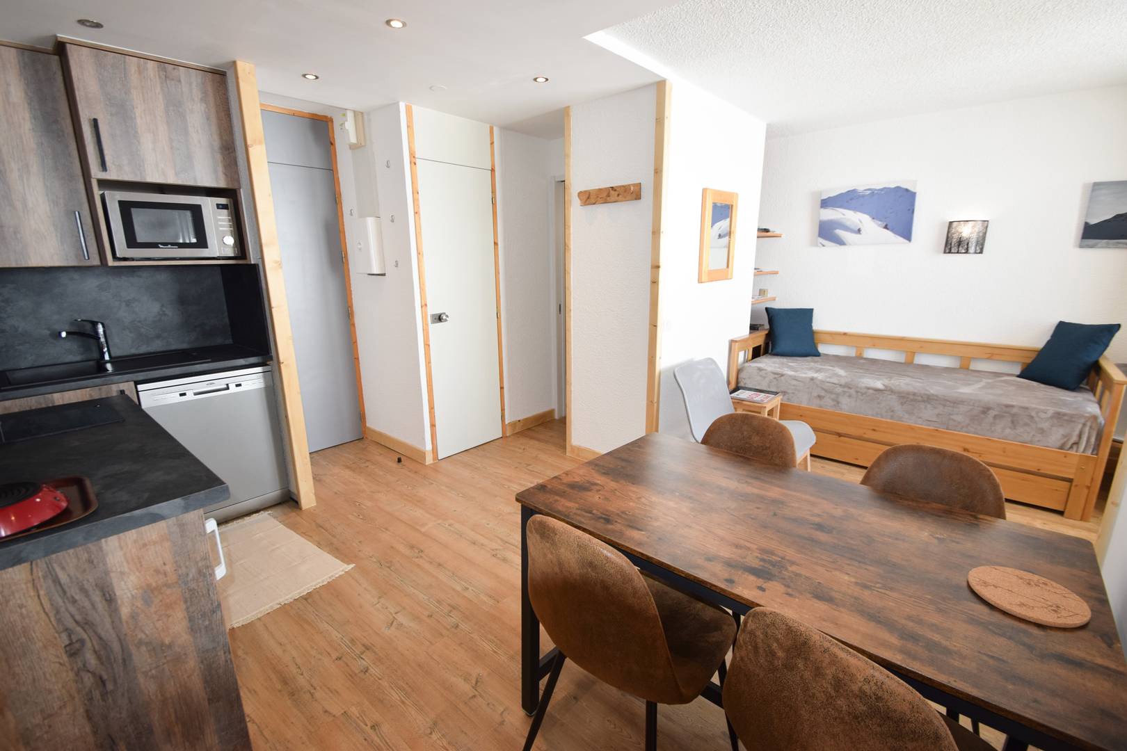 Studio + cabine 4/5 pers - LE SQUAW VALLEY - PLAGNE VILLAGES - rénové - ref 042SQ - 2