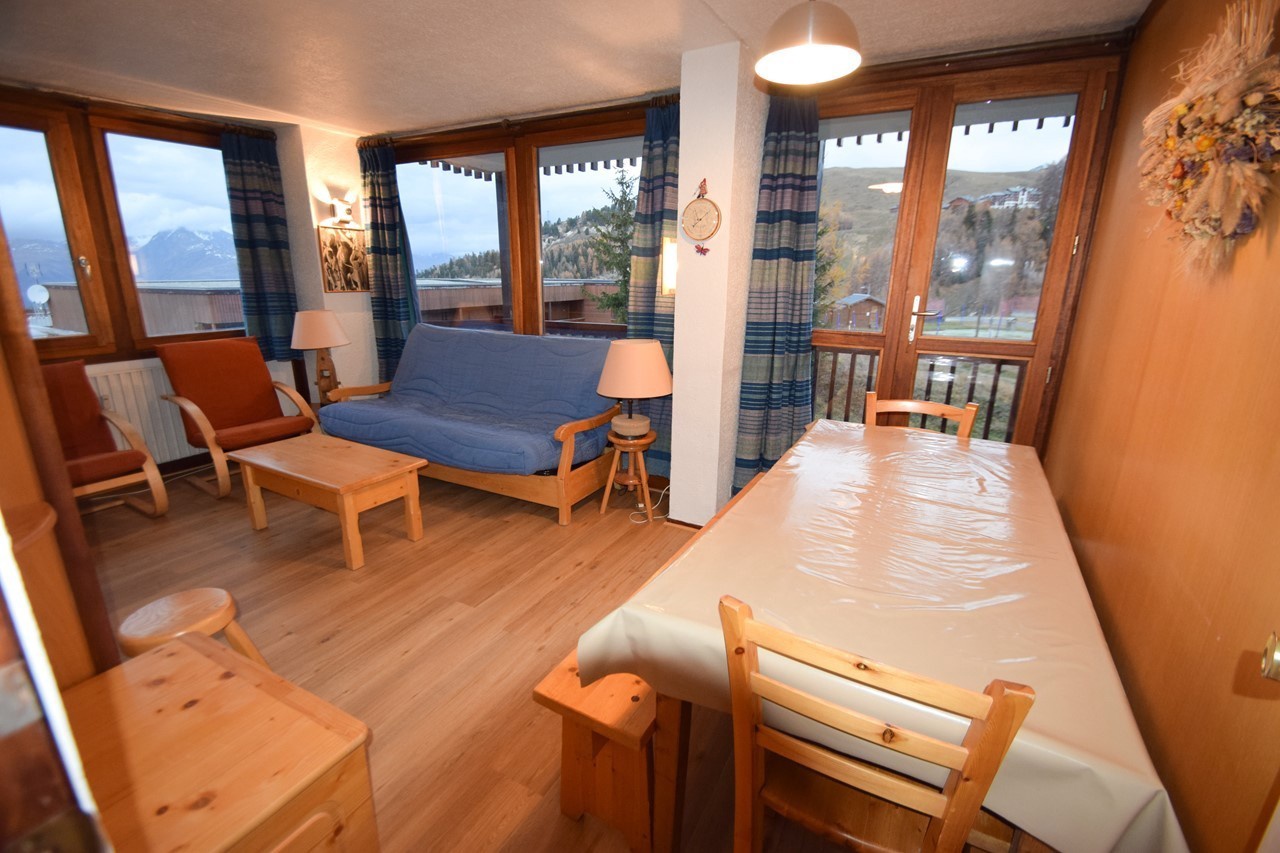 2P 5 pers. 6 couchages PLAGNE CENTRE - ref 003MB - 1