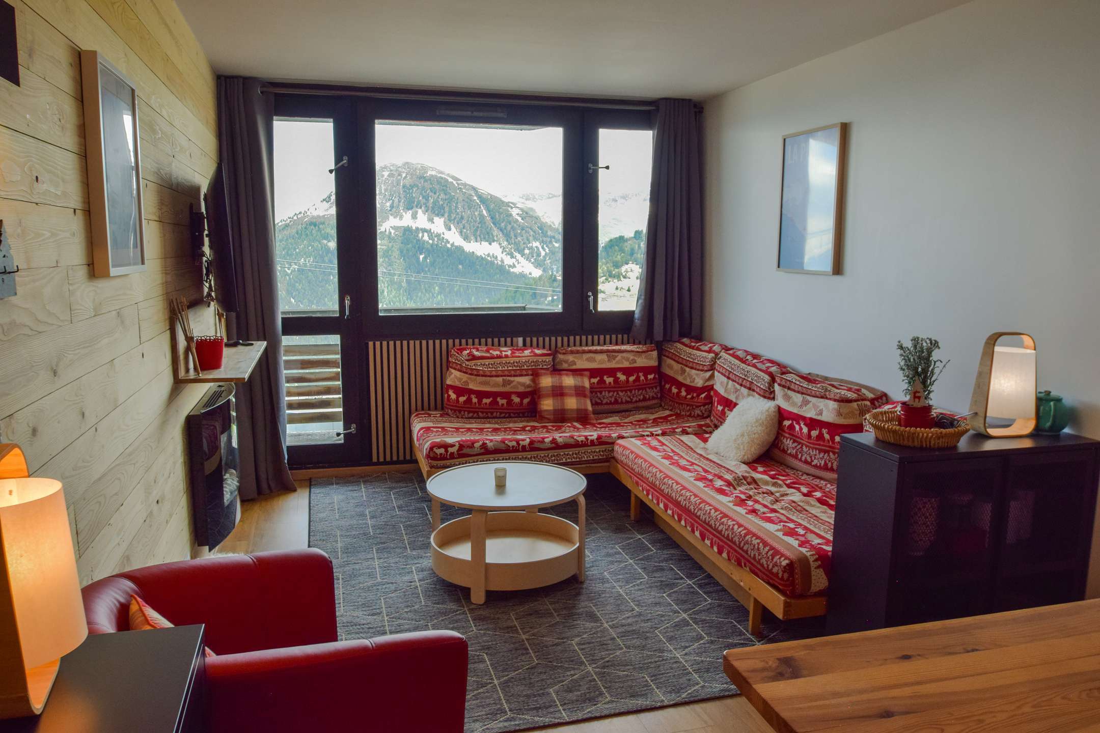 2 pièces 5 Pers - PLAGNE AIME 2000 - ref D124A2 - 2